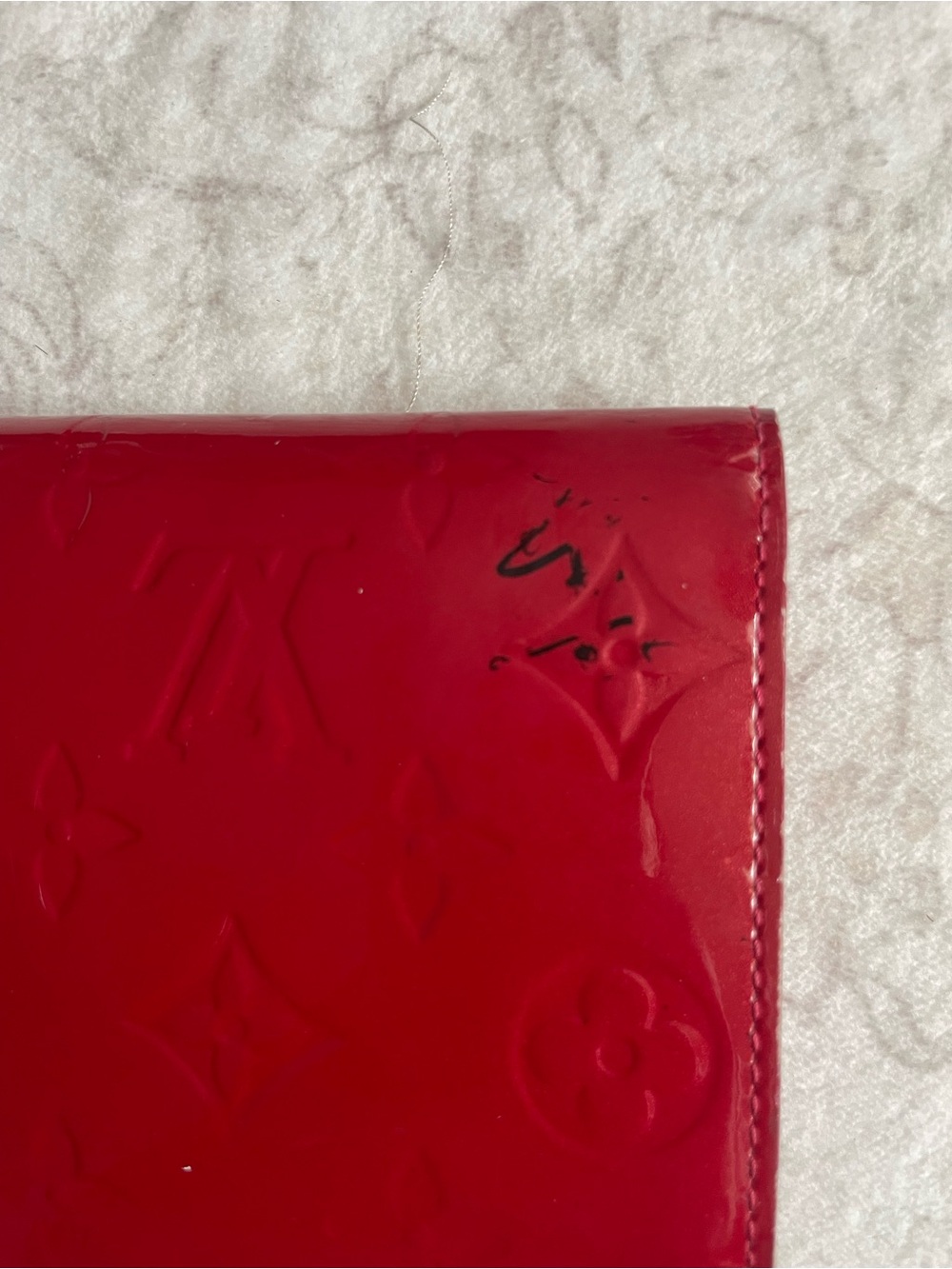 Louis Vuitton Red Patent Vernis Monogram Long Wallet - with COA - Picture 4 of 12